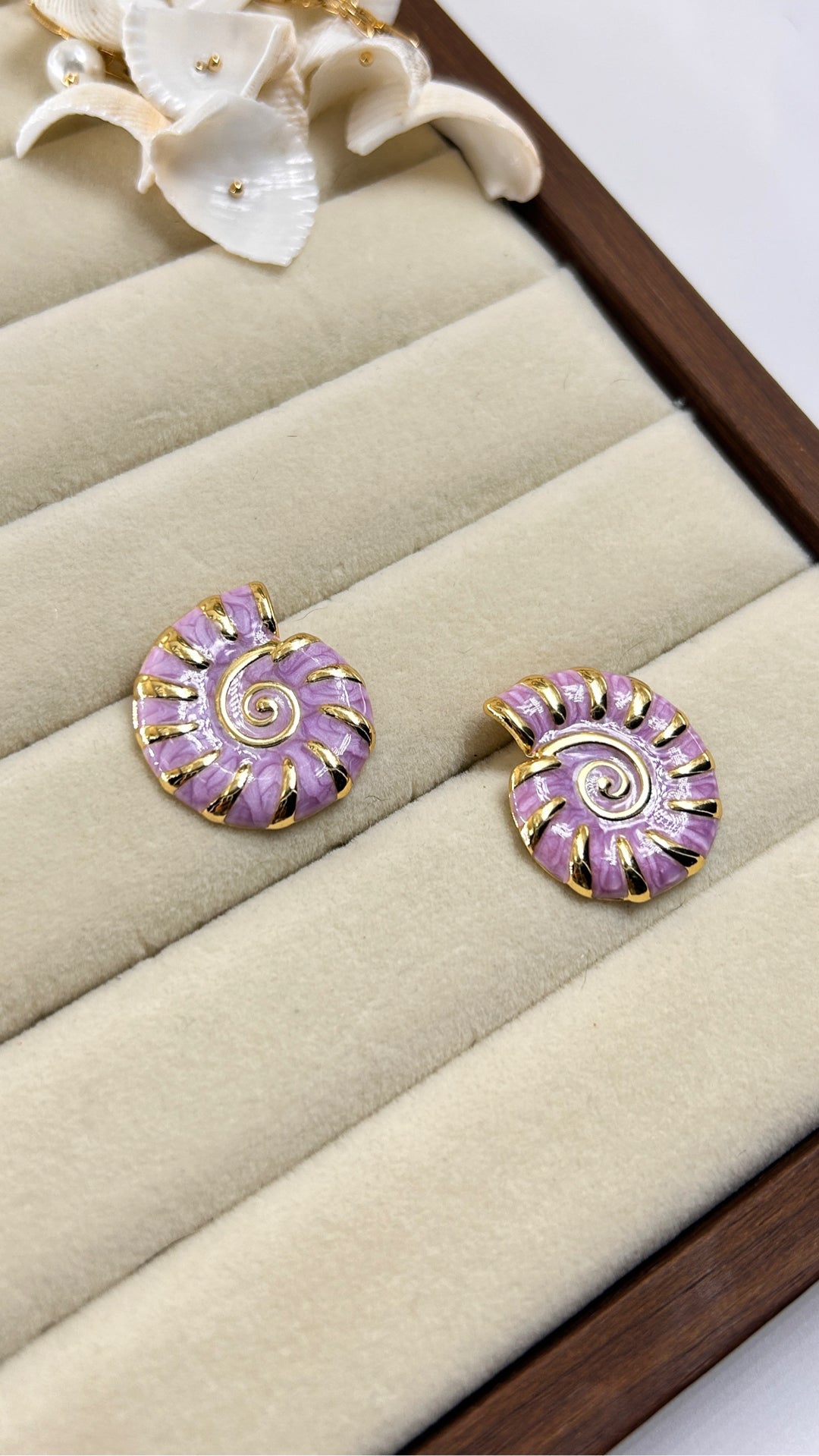 Lavender Coil Stud