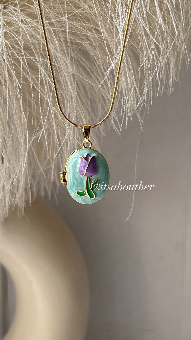 Purple Tulip Photoframe Chain