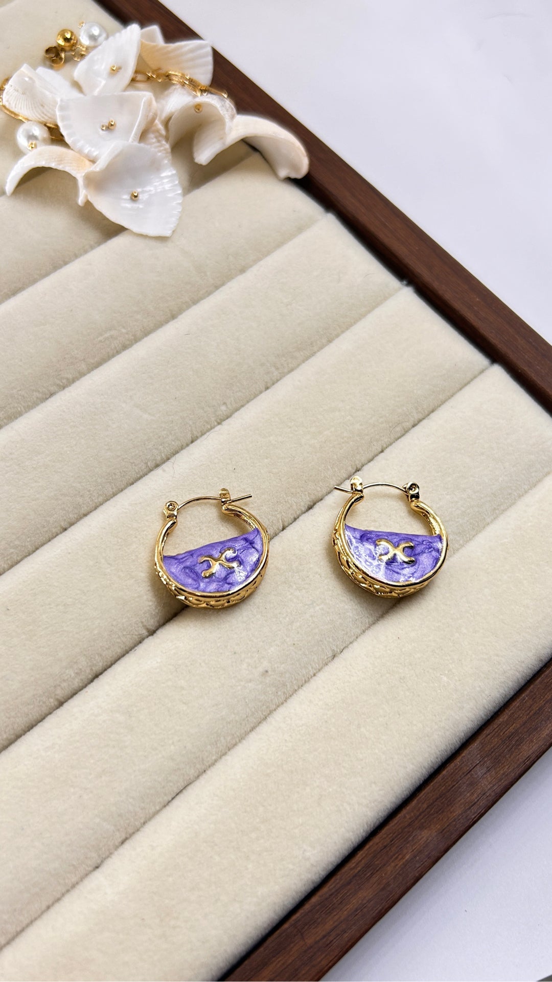 Lavender Hoop