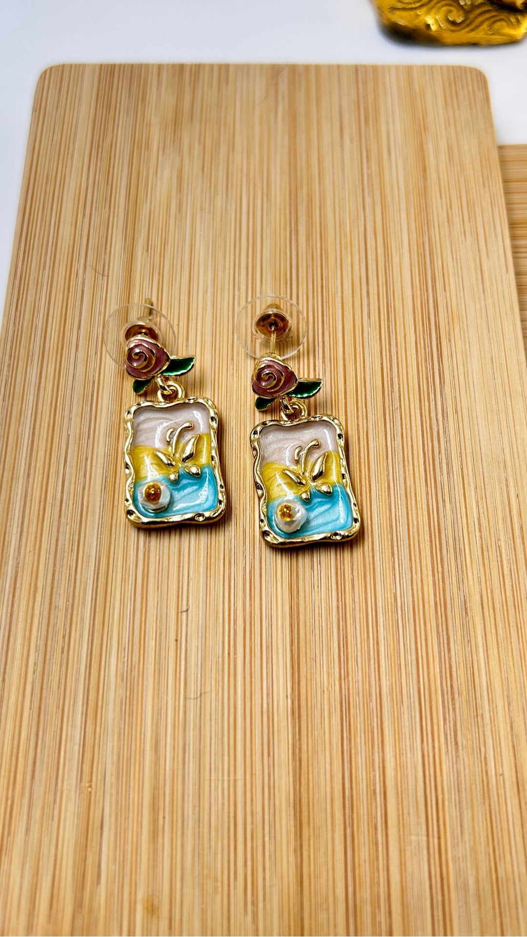Vintage Dangler 2