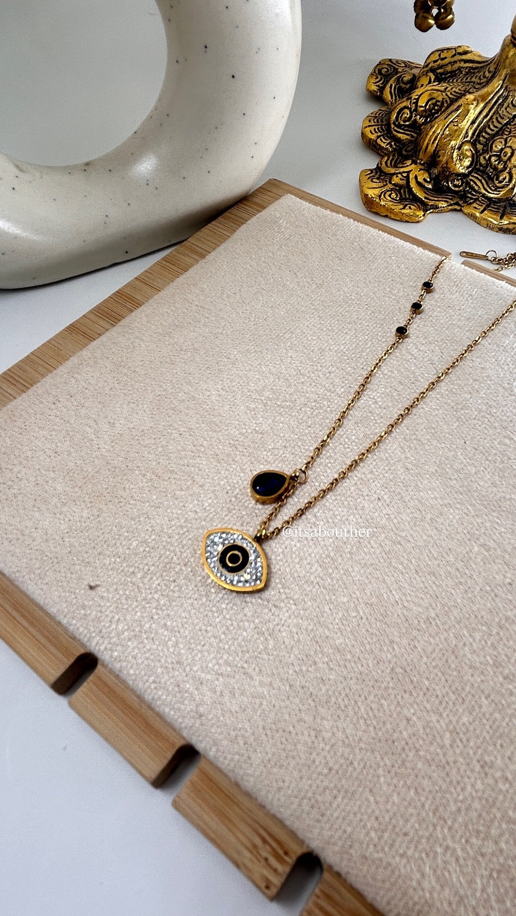 Viral Evileye Chain