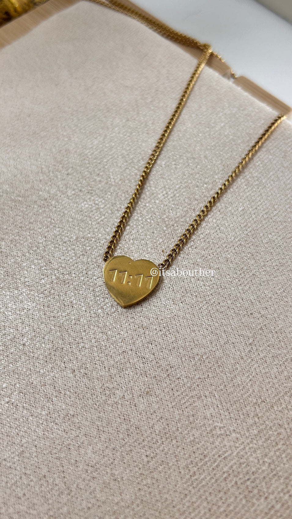 Heart 1111 Chain