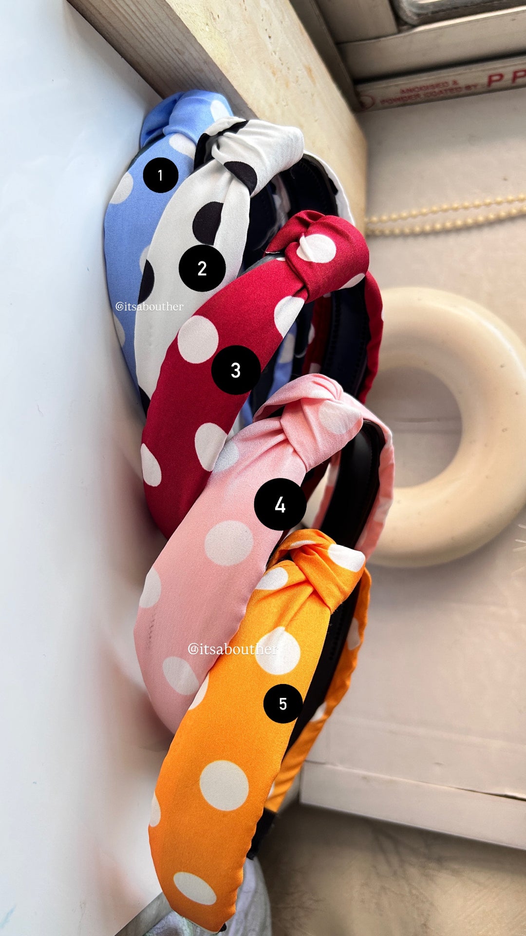 Knotted Band