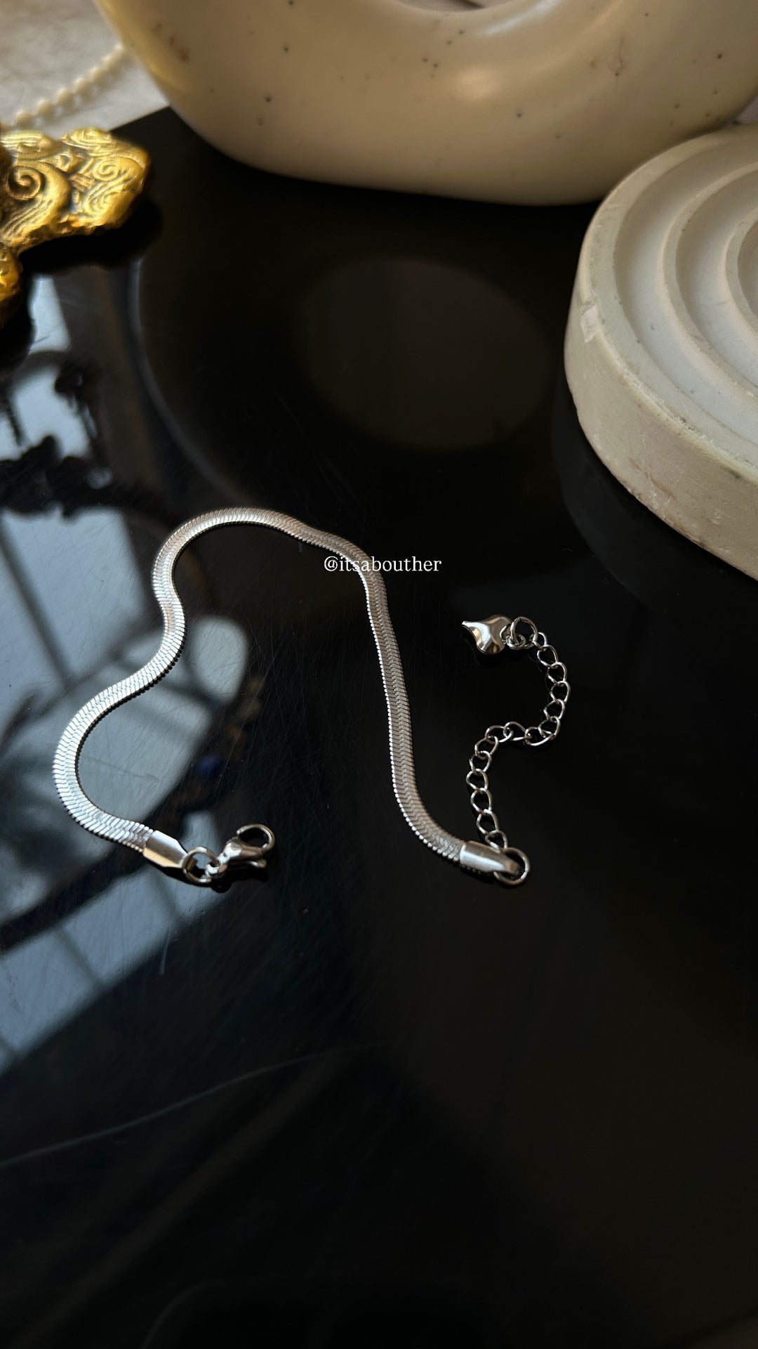 Viral Snake Chain Bracelet (Silver)
