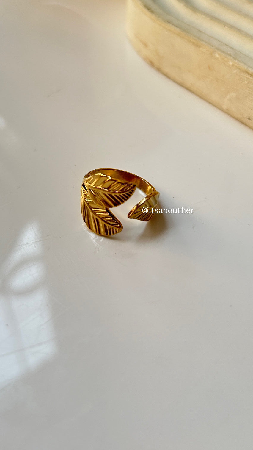 Tri Leaf Ring
