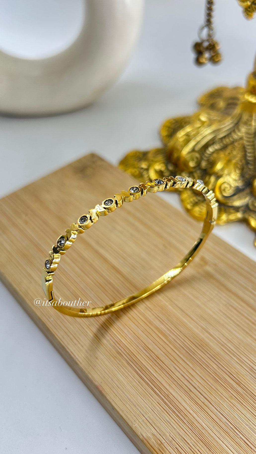 Butterfly Stone Studded Kada(Openable)