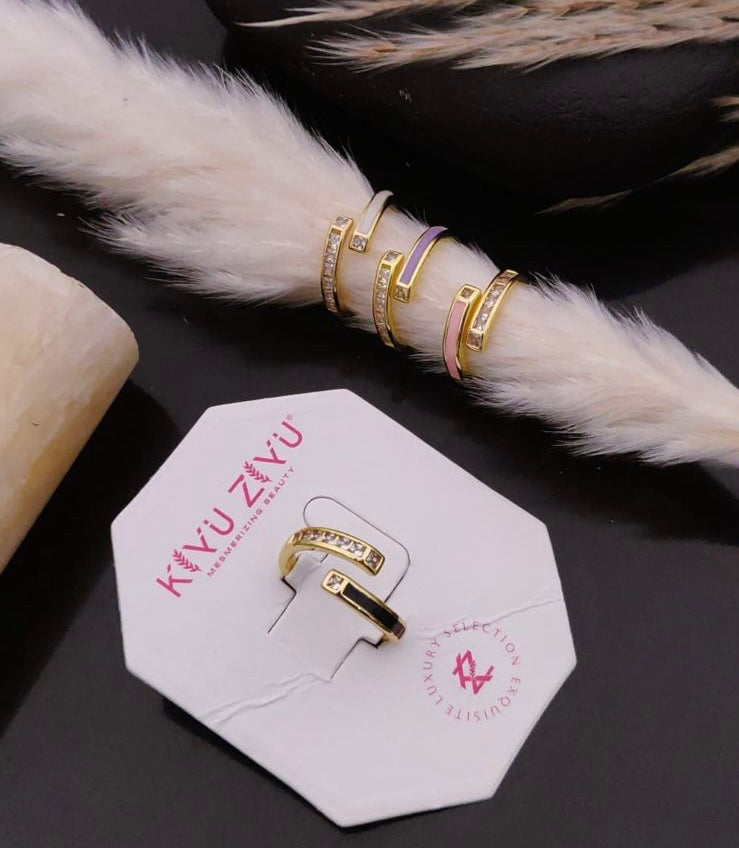 Ellie Band Ring Adjustable