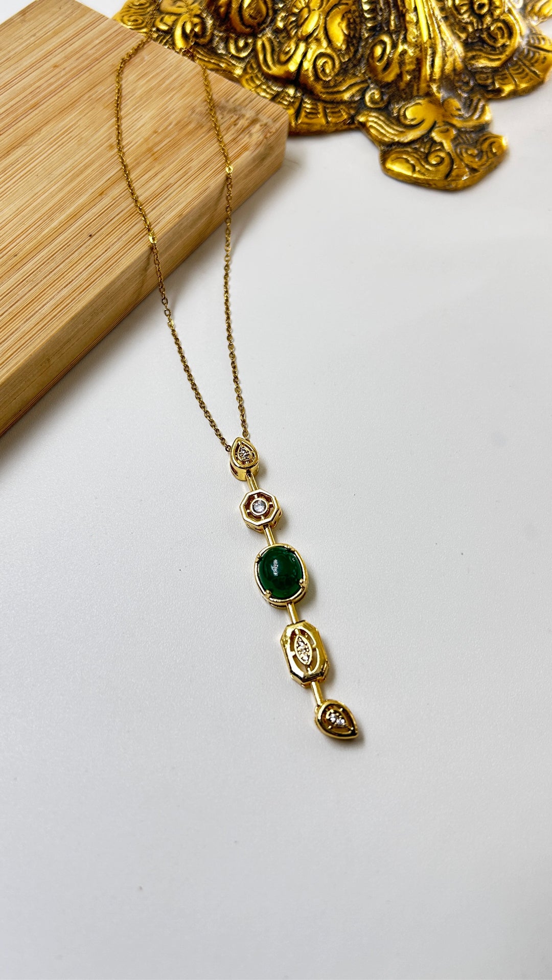 Green Crystal Y Chain