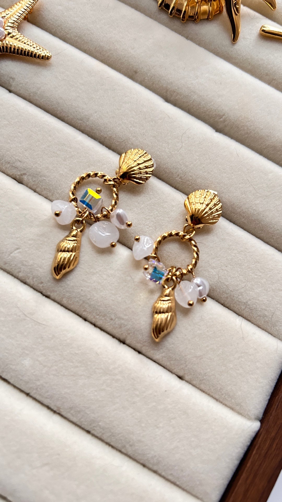 Shell Dangler