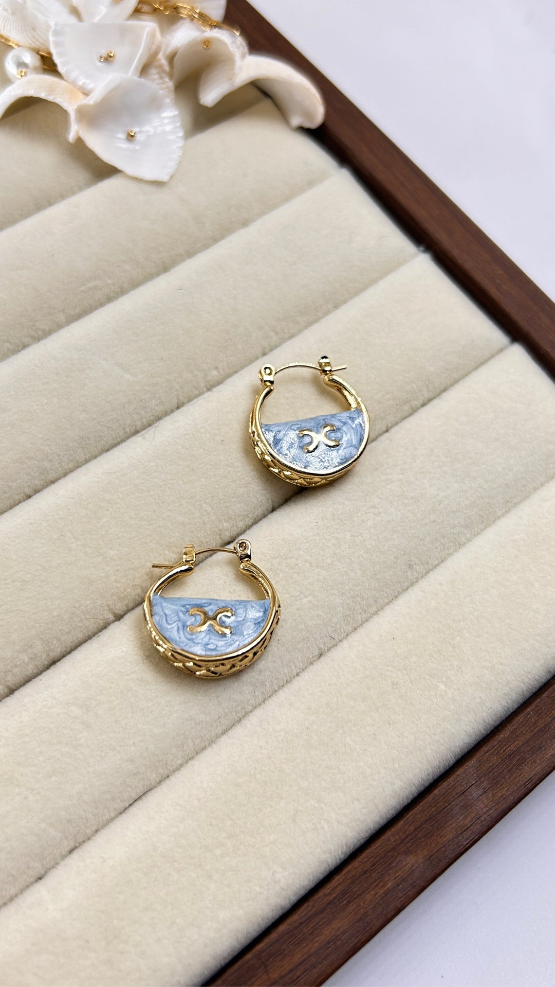 Baby Blue Hoop