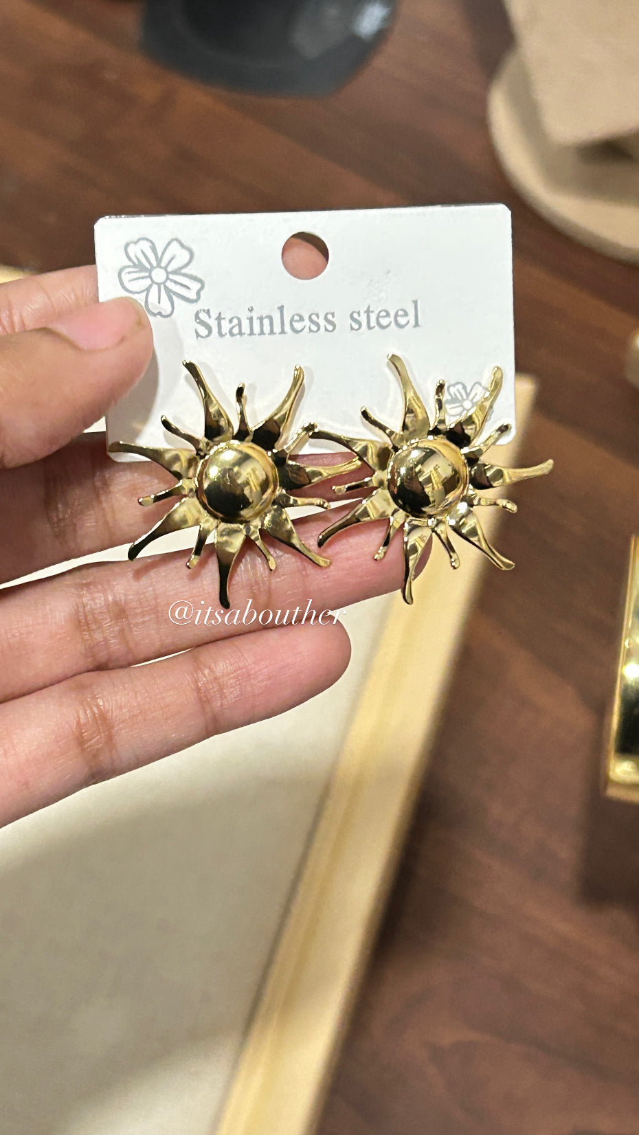Sun Stud 3