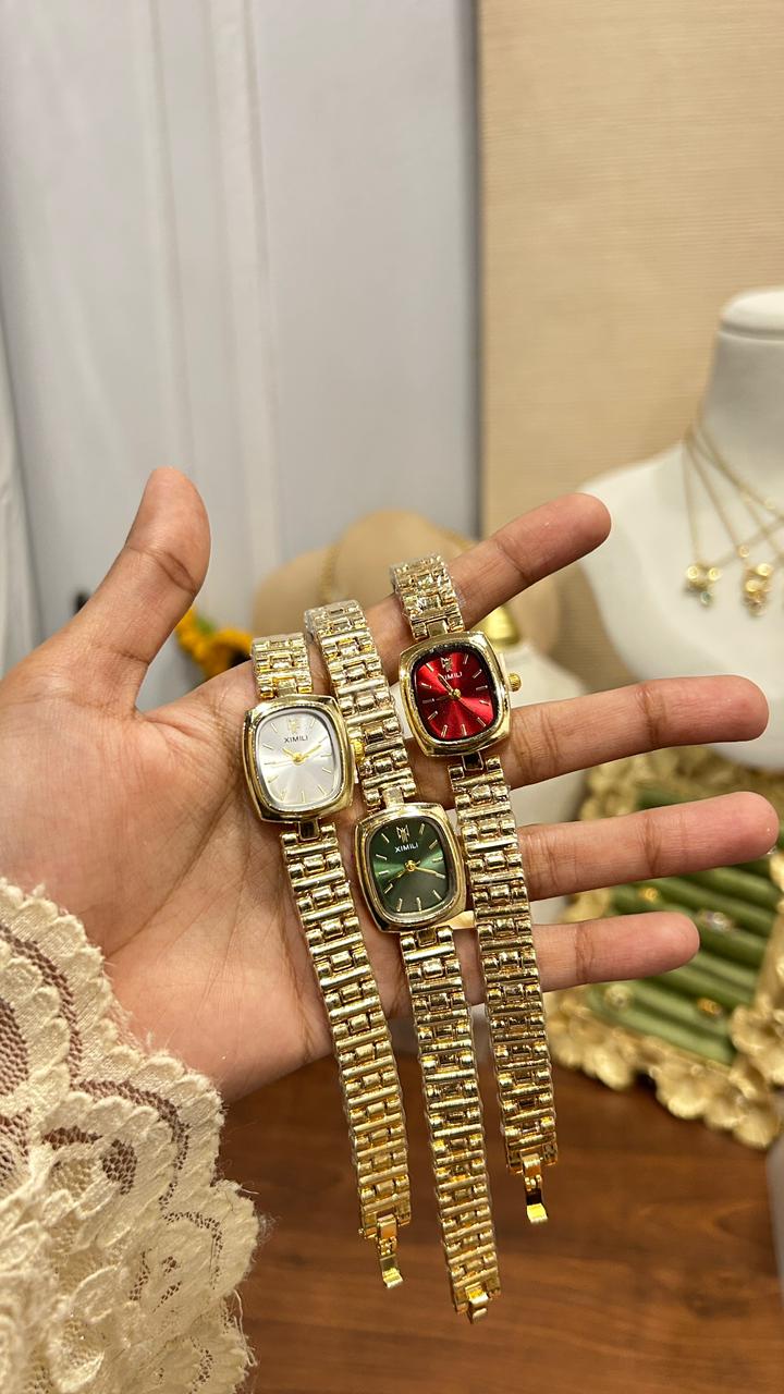 Small Square Dial Vinatge Watch