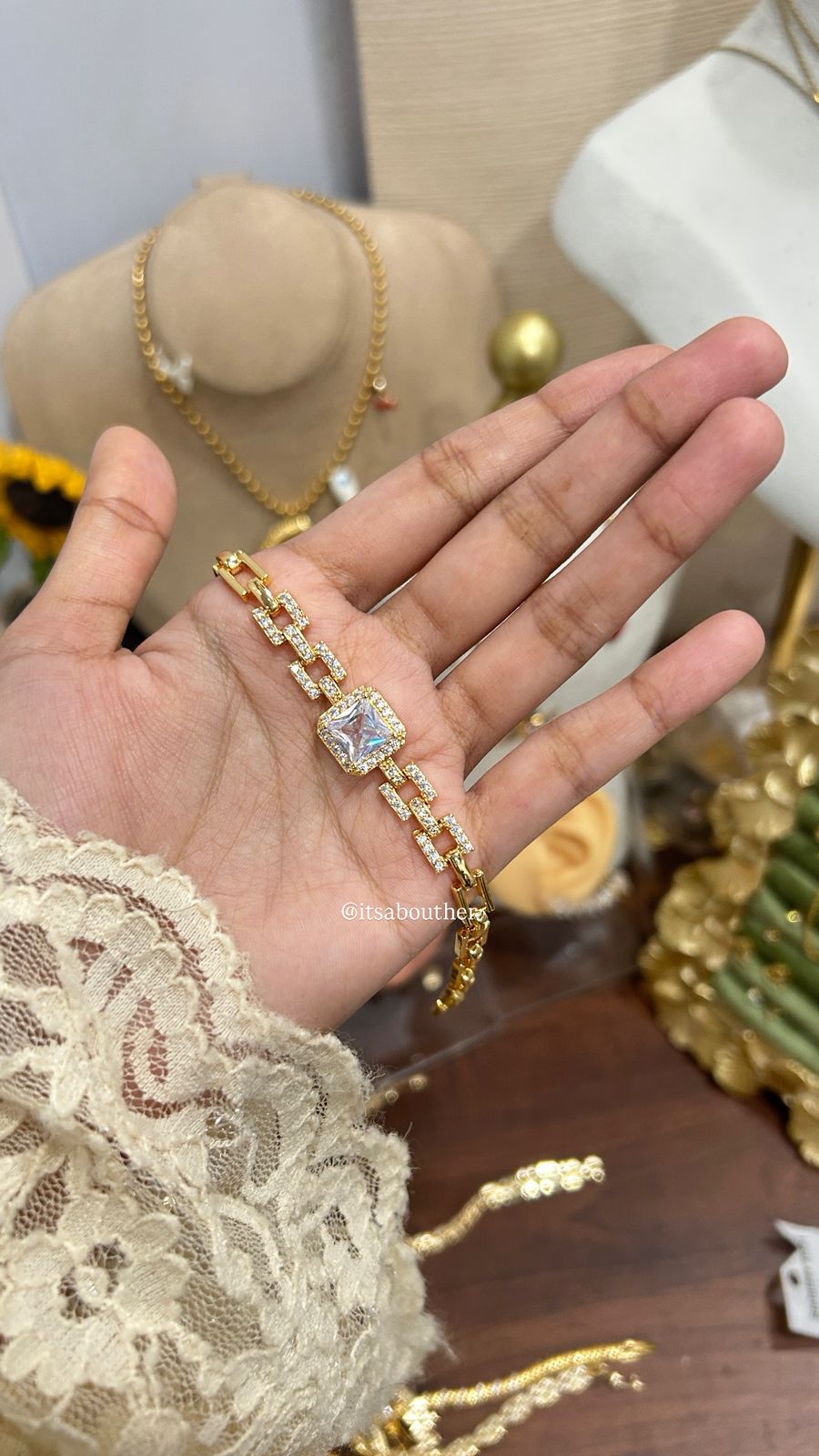 Apsara Bracelet 1