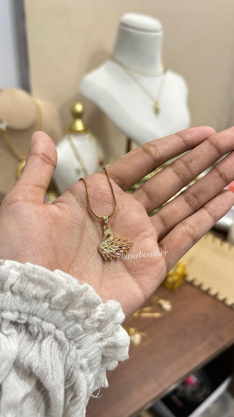 Crystal Swan Chain