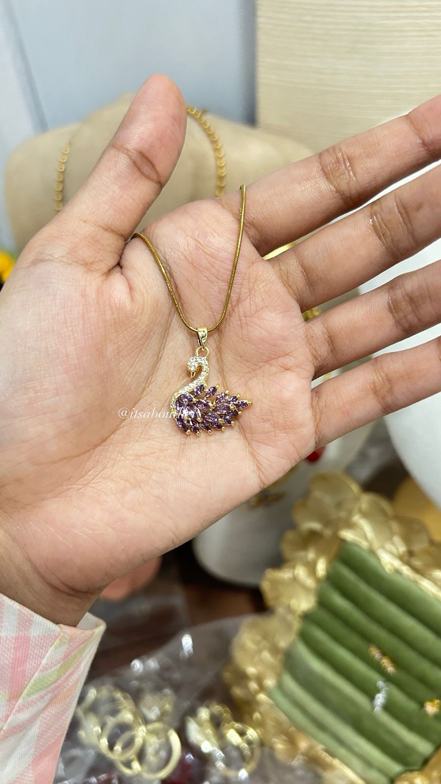 Crystal Swan With Purple Feather