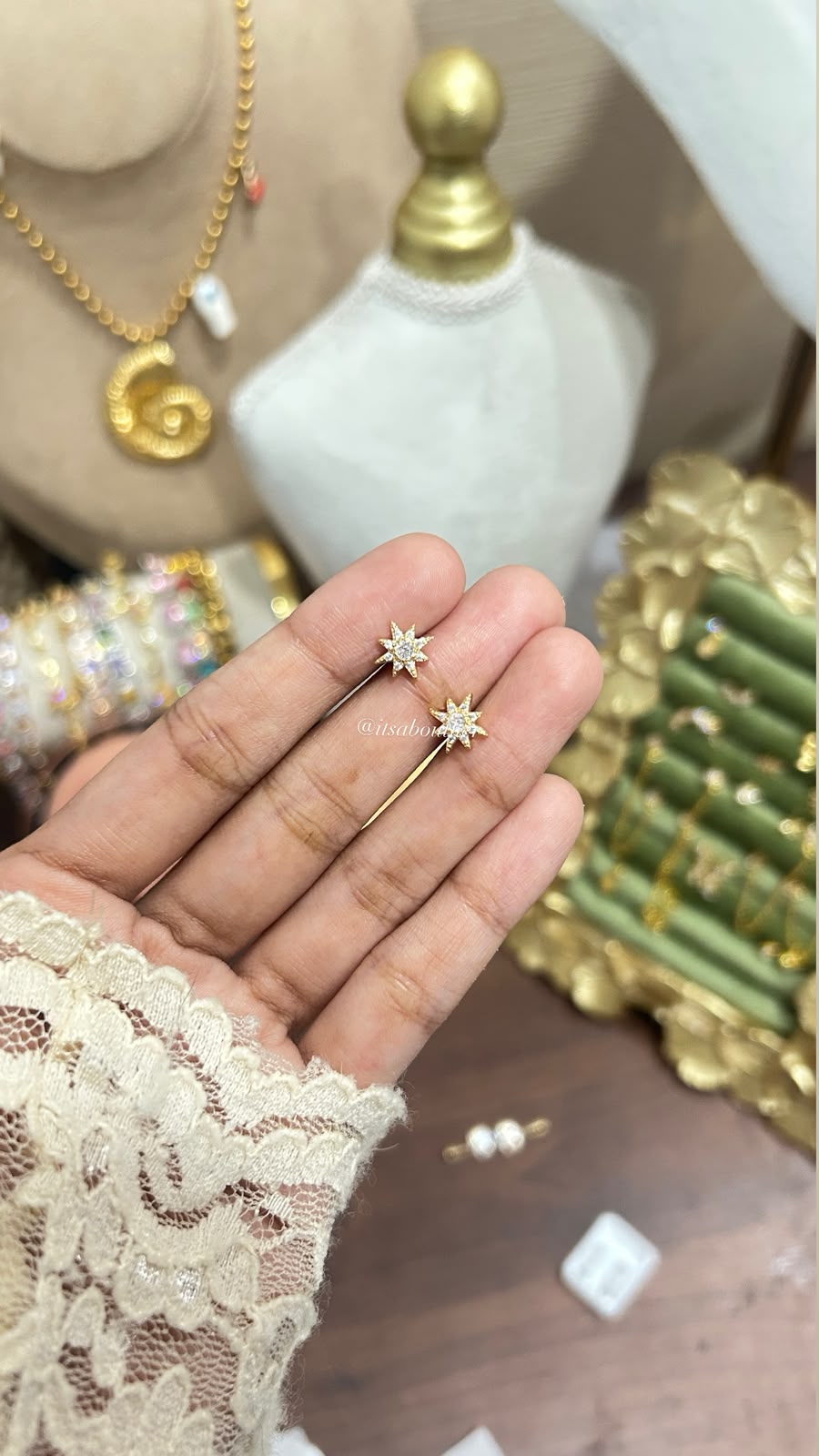 Sun BallBack Stud