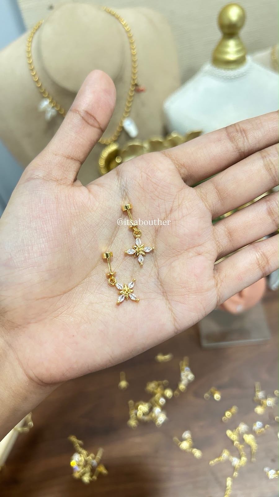 Helix Stud 1