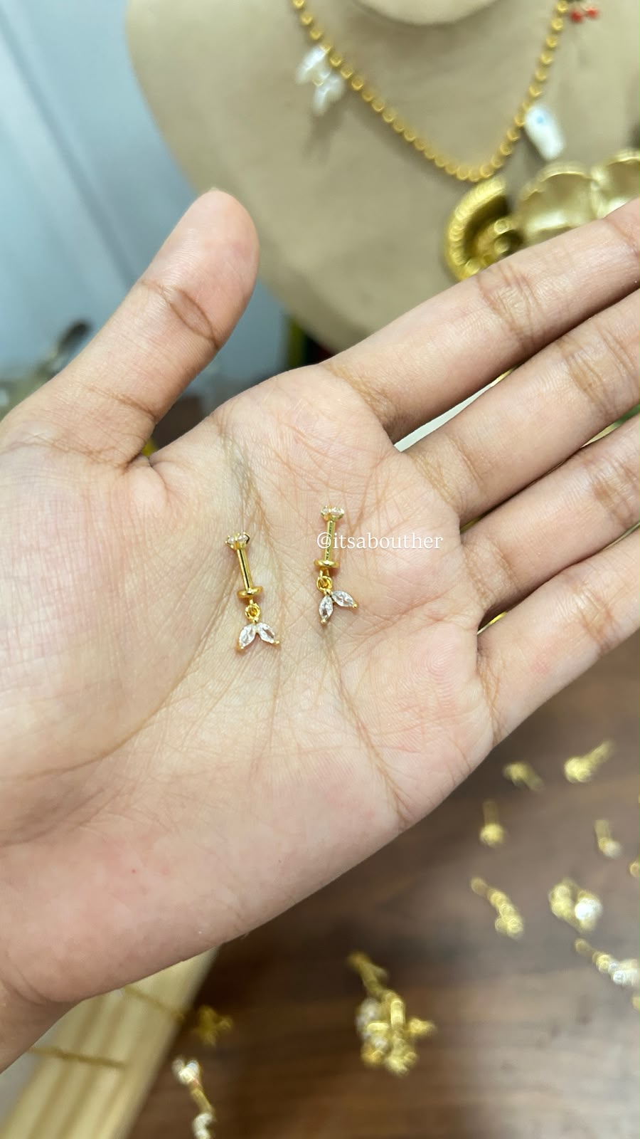 Helix Stud 6