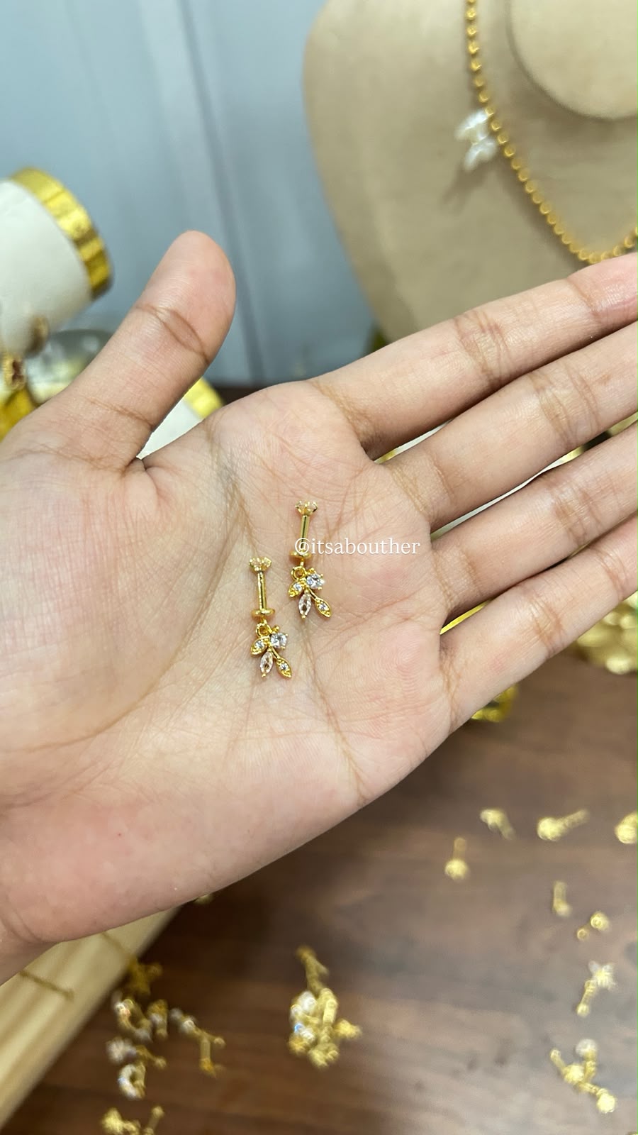 Helix Stud 7