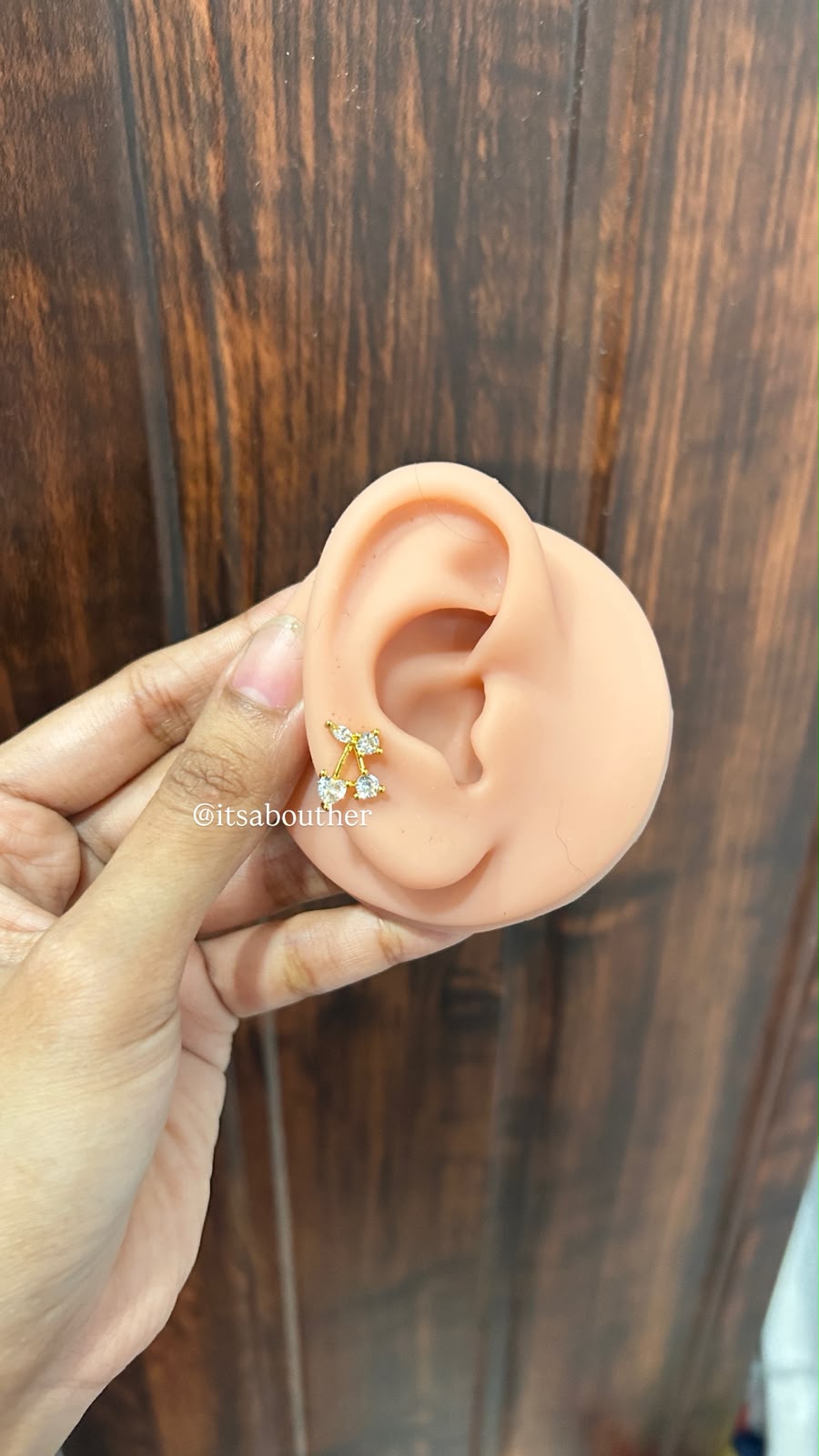 Ballback Crystal Cherry Stud(Pair)