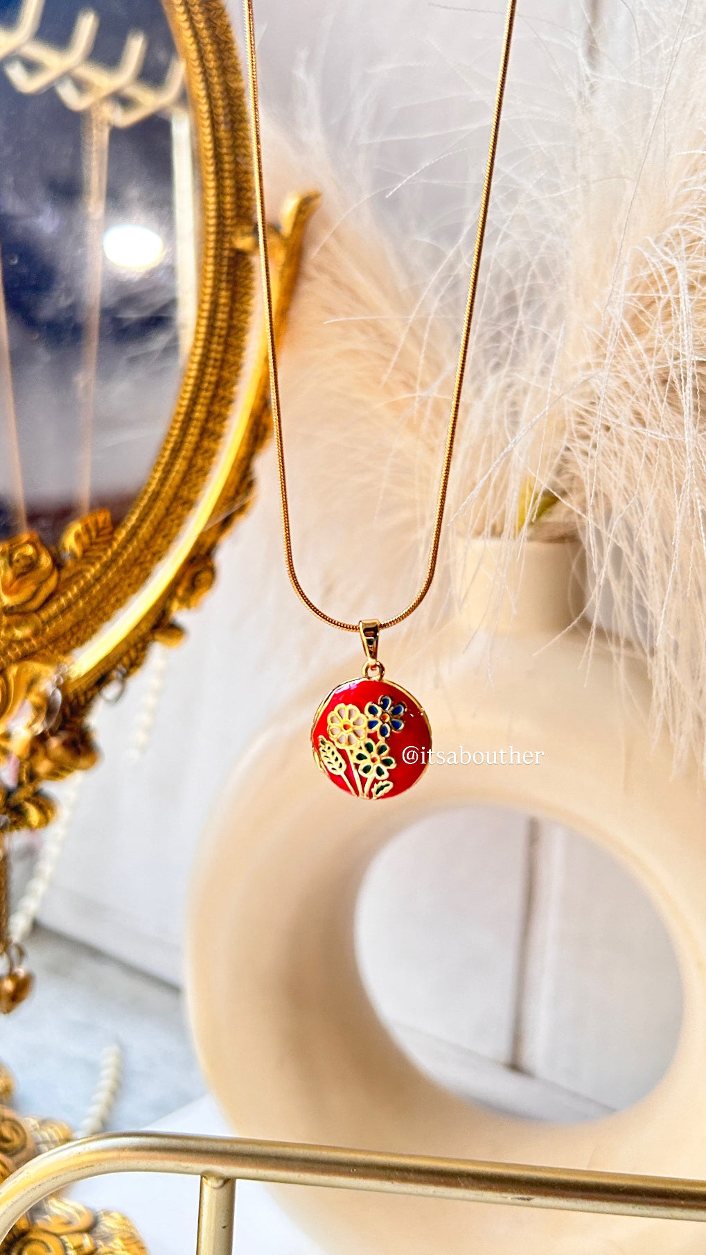 Red Floral Photoframe Chain