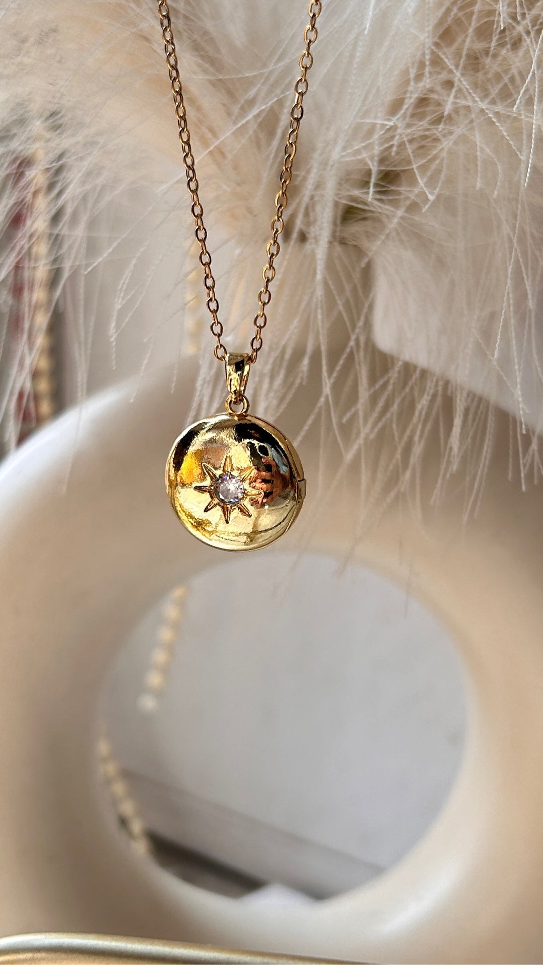 Dual Sided Galaxy Photoframe Chain