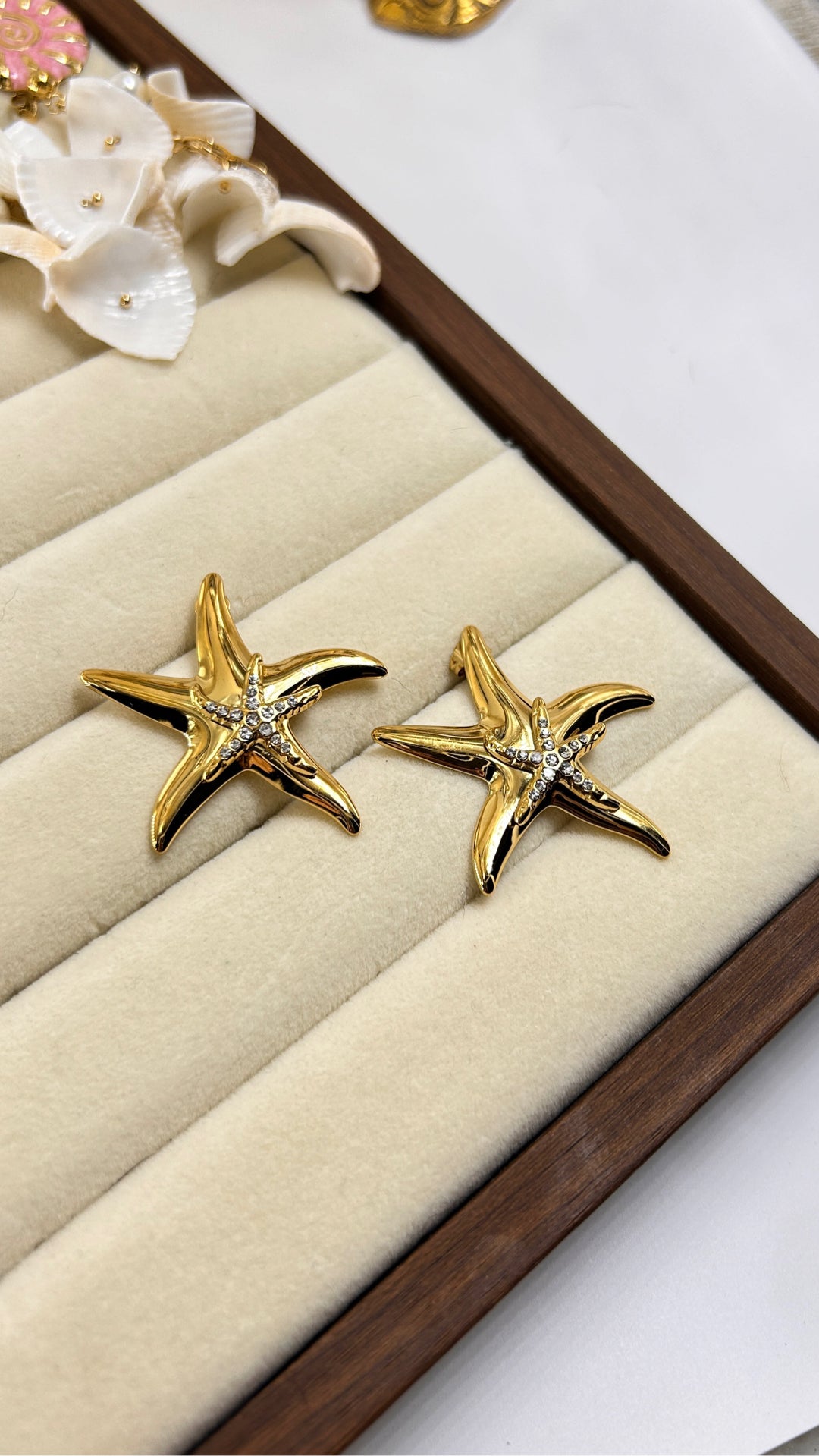 Double Star Stud