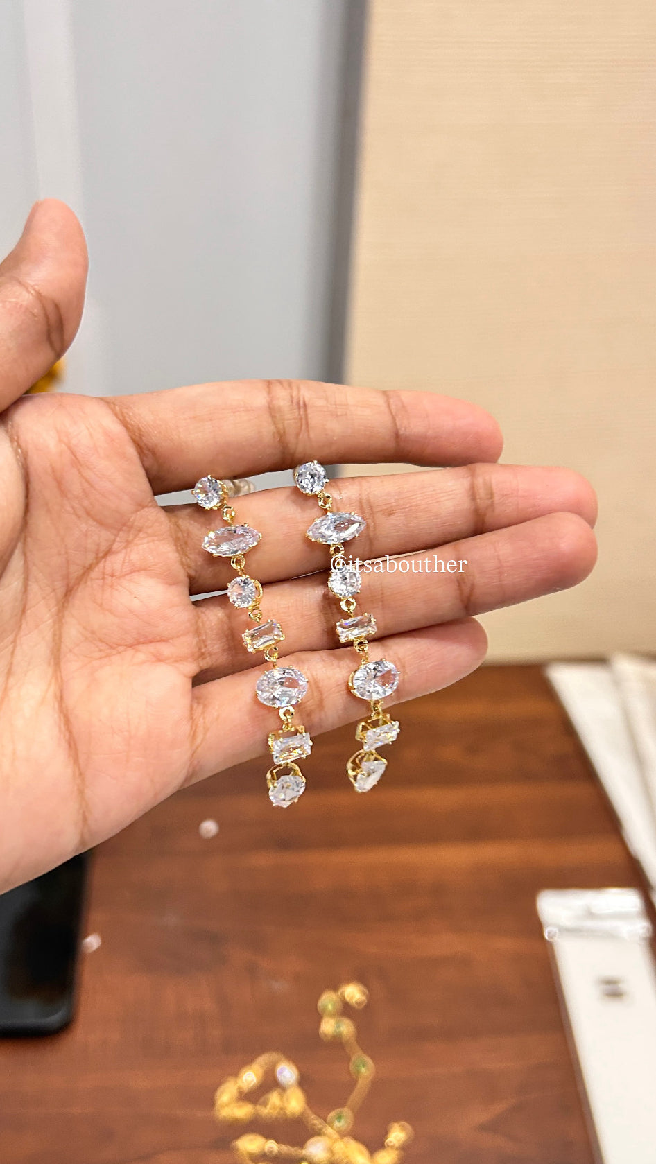 Long Crystal Drop