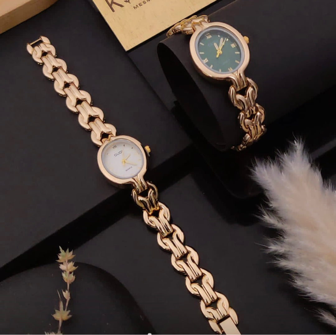 Oval Dial Vintage Watch 4