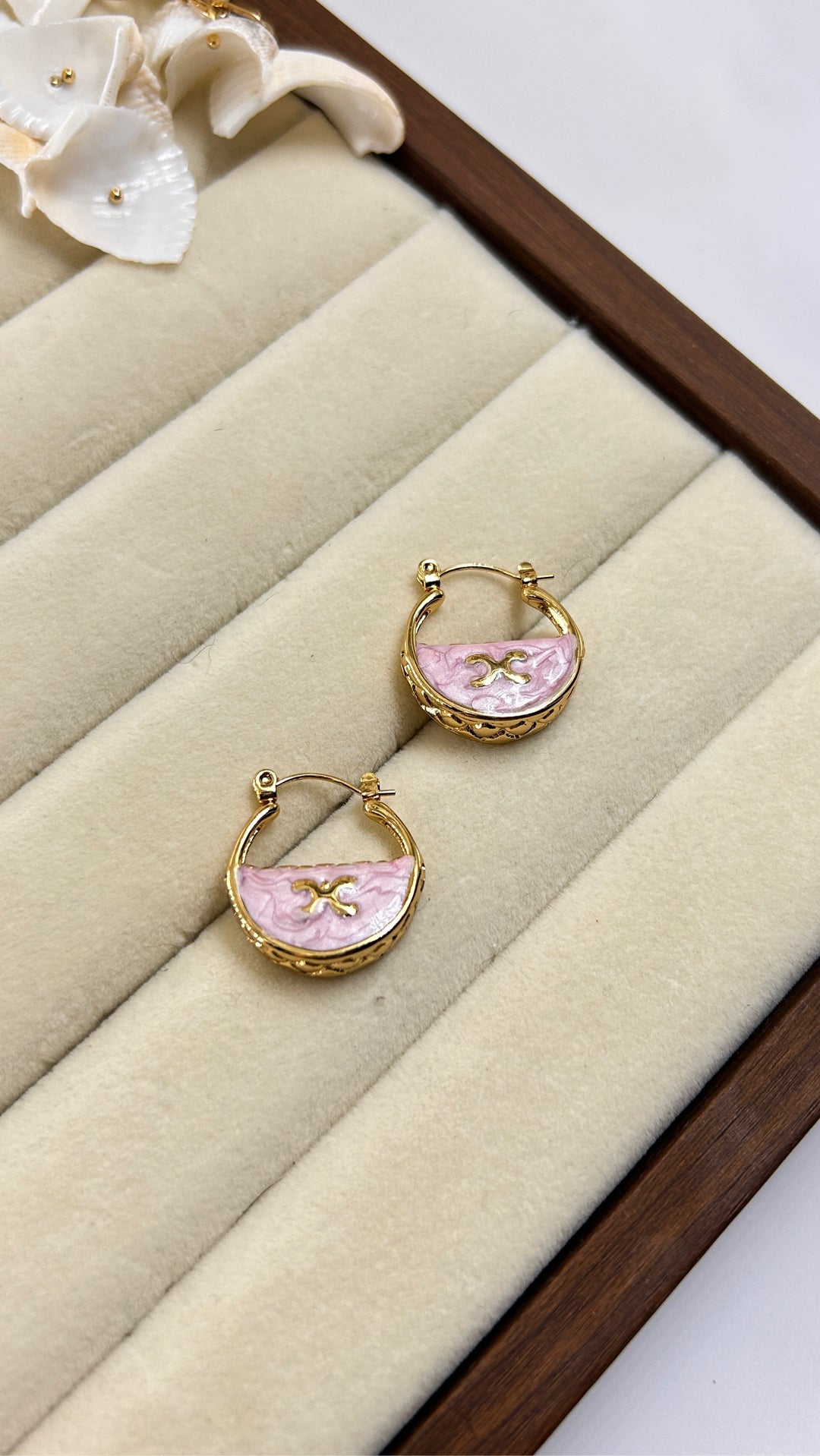 Pink Hoop
