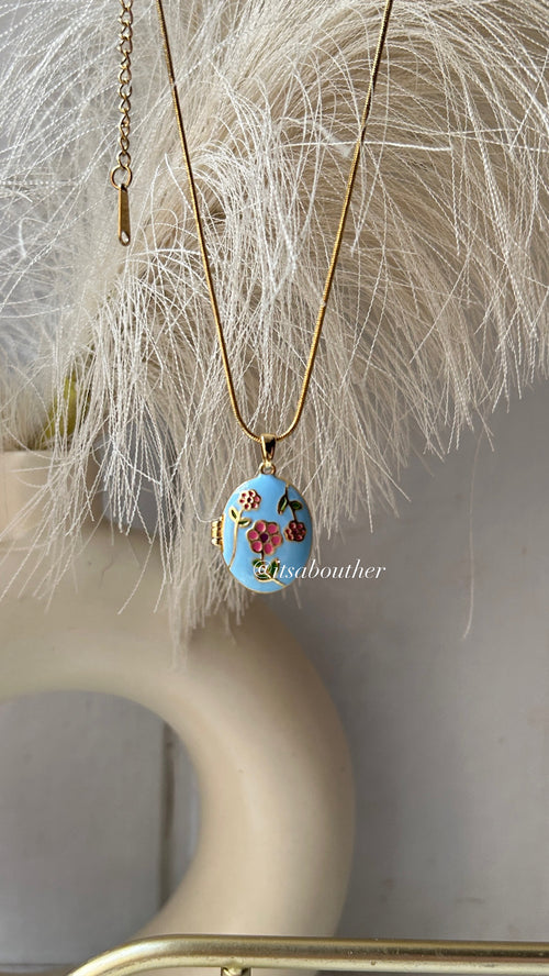 Blue MultiFlower Photoframe Chain