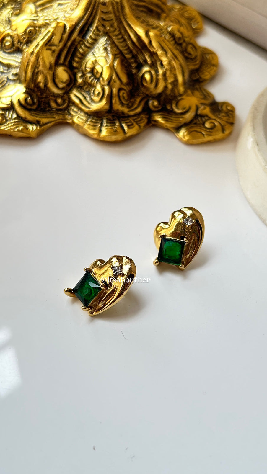 Heart with green stone