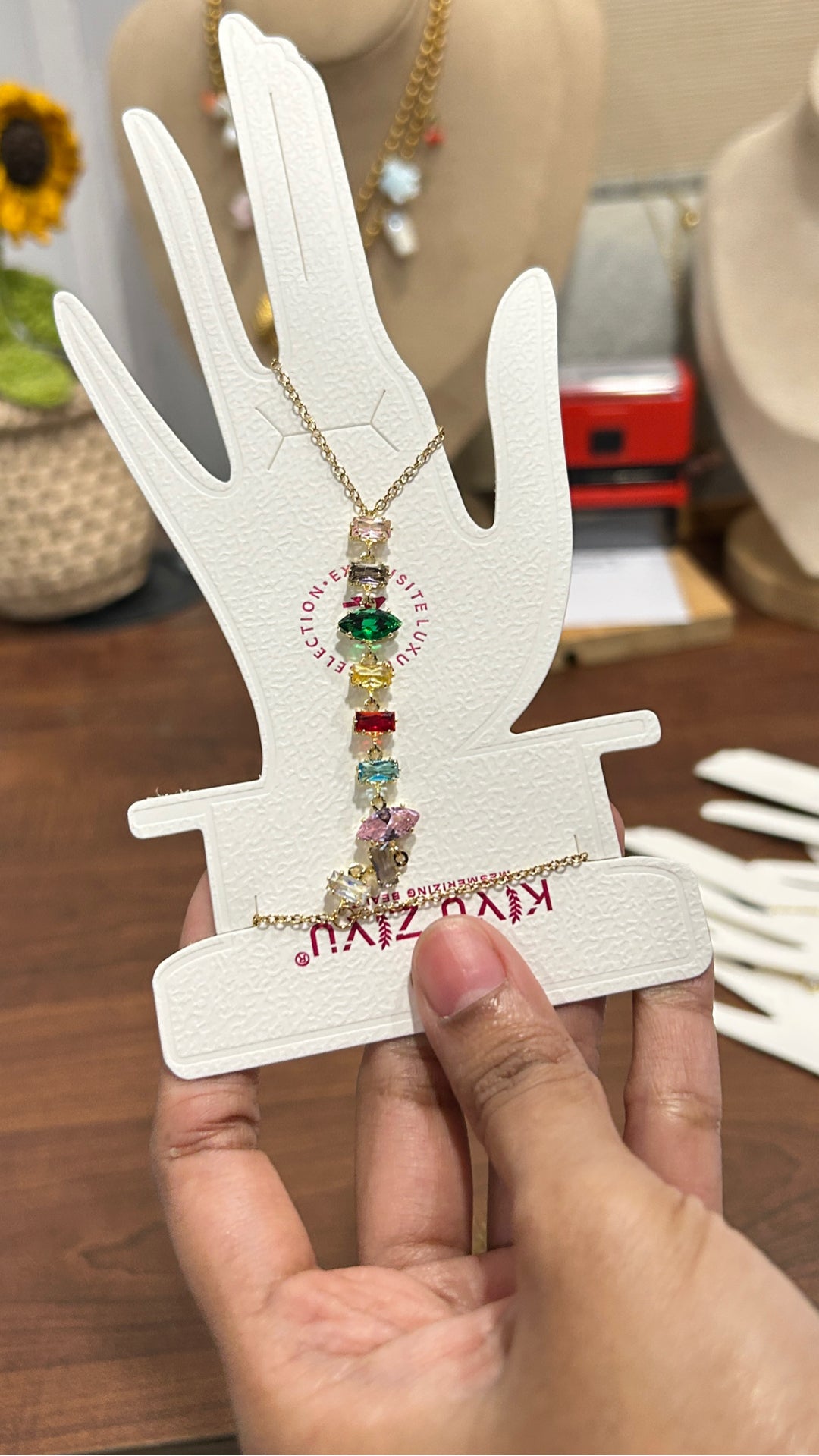 Multi Crystal HandChain 2
