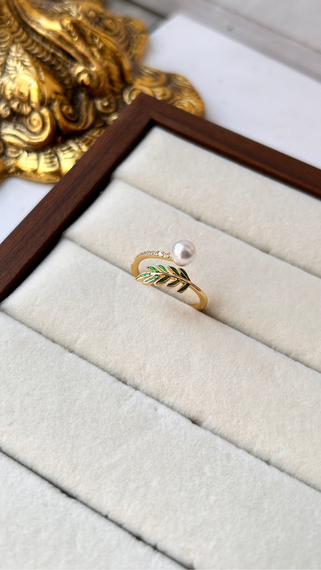 Green Leaf Ring Adjustable