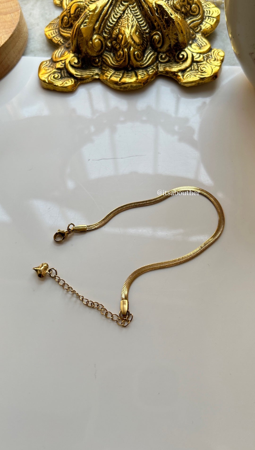 Viral Snake Bracelet